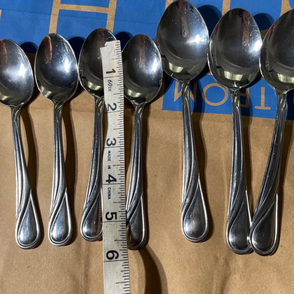 Pfaltzgraff Stainless Steel Teaspoons Lot of 7 Classic Curved Pattern